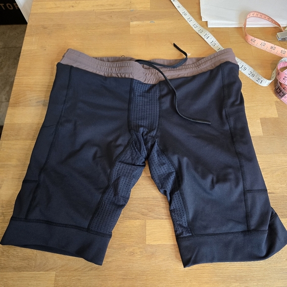 ASRV 0866. TETRA-LITE™ 7" LINER SHORT - PLUM "ASRV"/BLACK XL - Picture 11 of 16